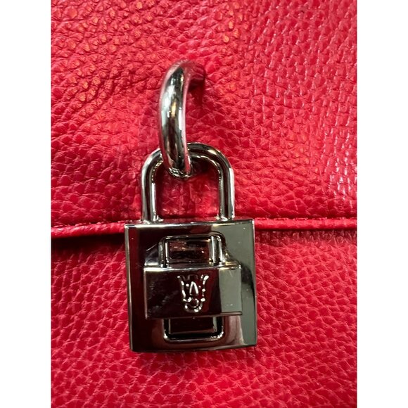 Steve Madden Red Crossbody Bag With Chain Strap & Lock Closure - Picture 6 of 10